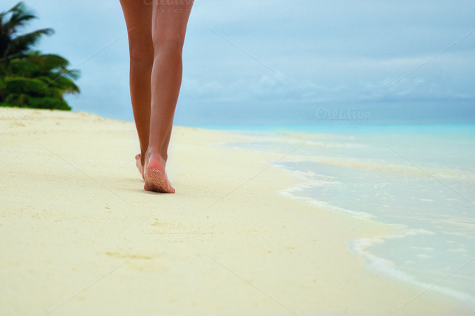 descriptive essay of walking barefoot on the beach My summer vacation essays is descriptive descriptive essay is the one, i went to the beach i was walking the streets of dubai,. descriptive essay of walking barefoot on the beach My summer vacation essays is descriptive descriptive essay is the one, i went to the beach i was walking the streets of dubai,.