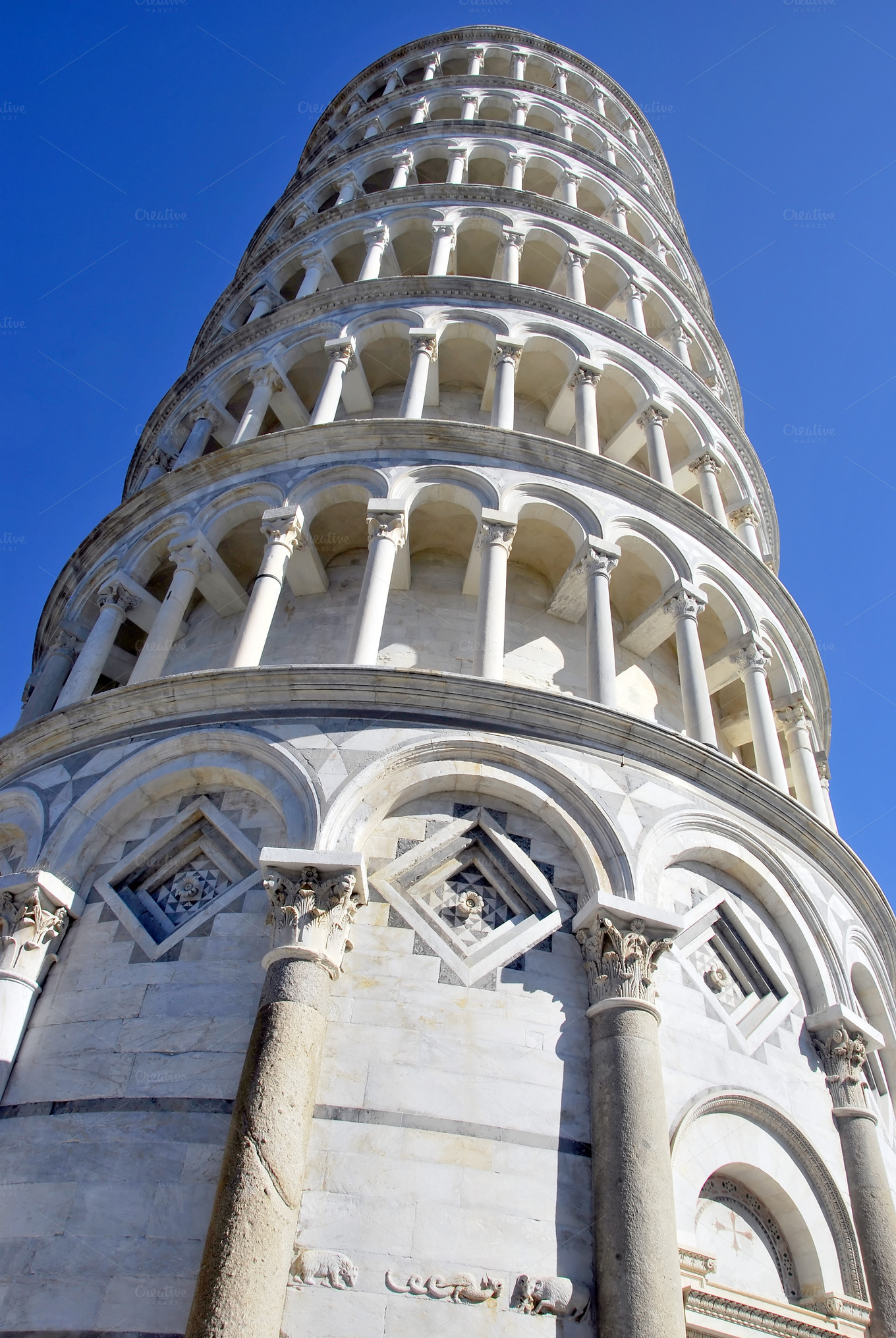 leaning-tower-of-pisa-architecture-photos-on-creative-market