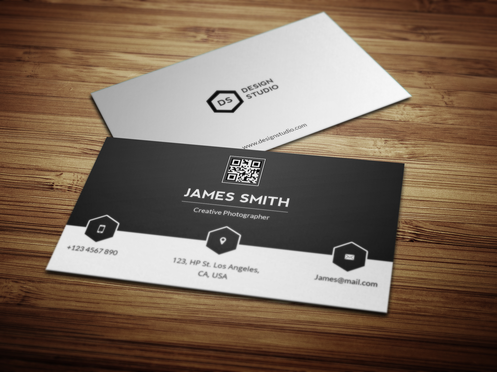 Black & White Minimal Business Card ~ Business Card Templates on ...