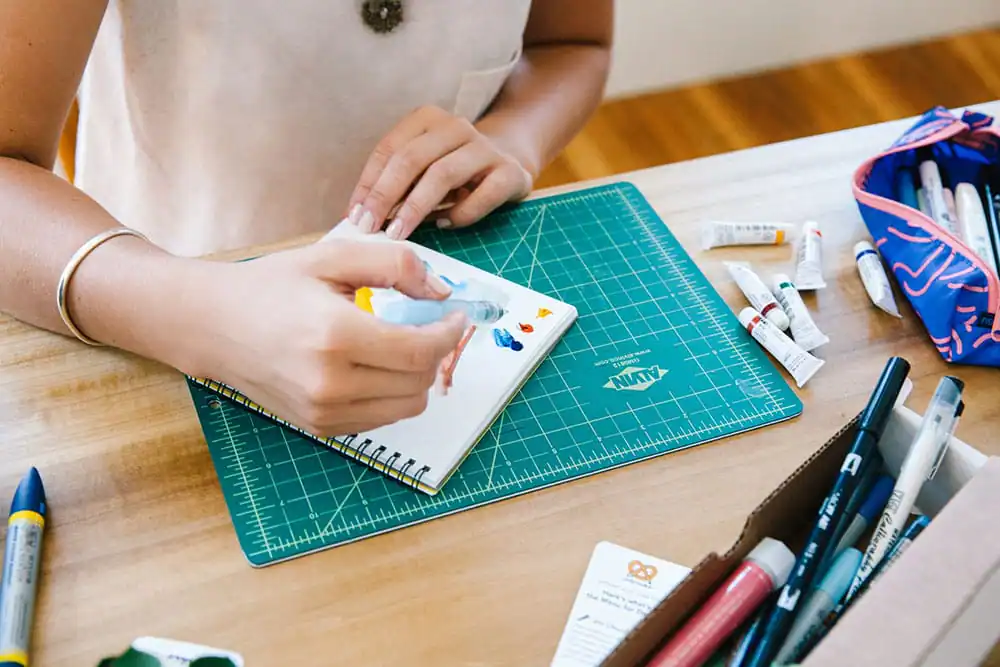 DesignerGiftGuide2015-14