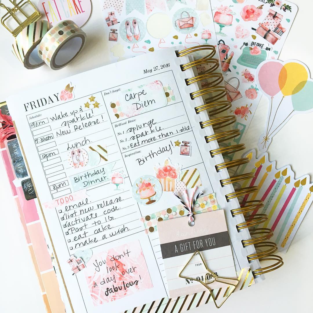 Day Designer® Planners on Instagram: Taking inspiration from  @mycraftyplans on how to stay organized and ensure success throughout the  week using the Ideal Week Work Page in her Flagship planner. 📝 How