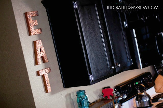 Office-Ideas-DIY-Pennies-Letters-Sign