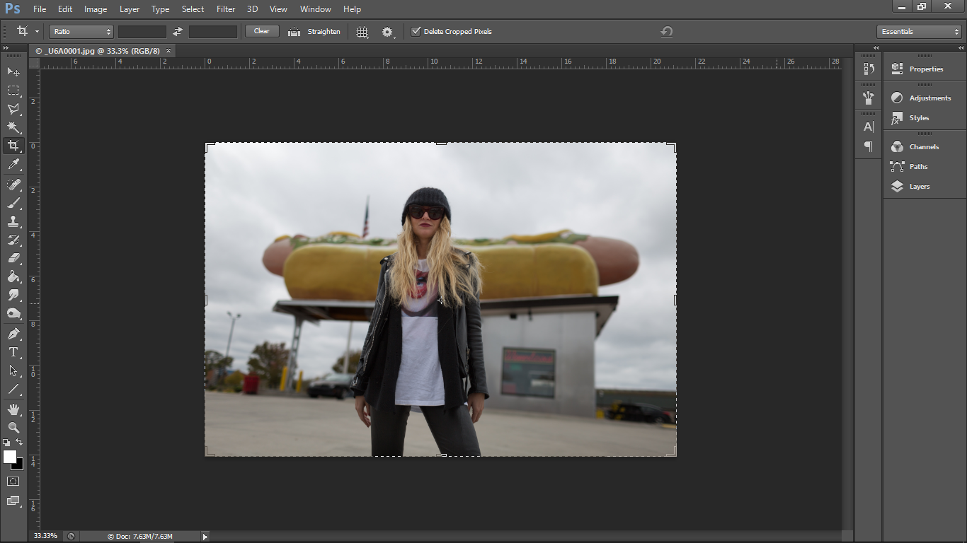 how to enlarge an image in photoshop