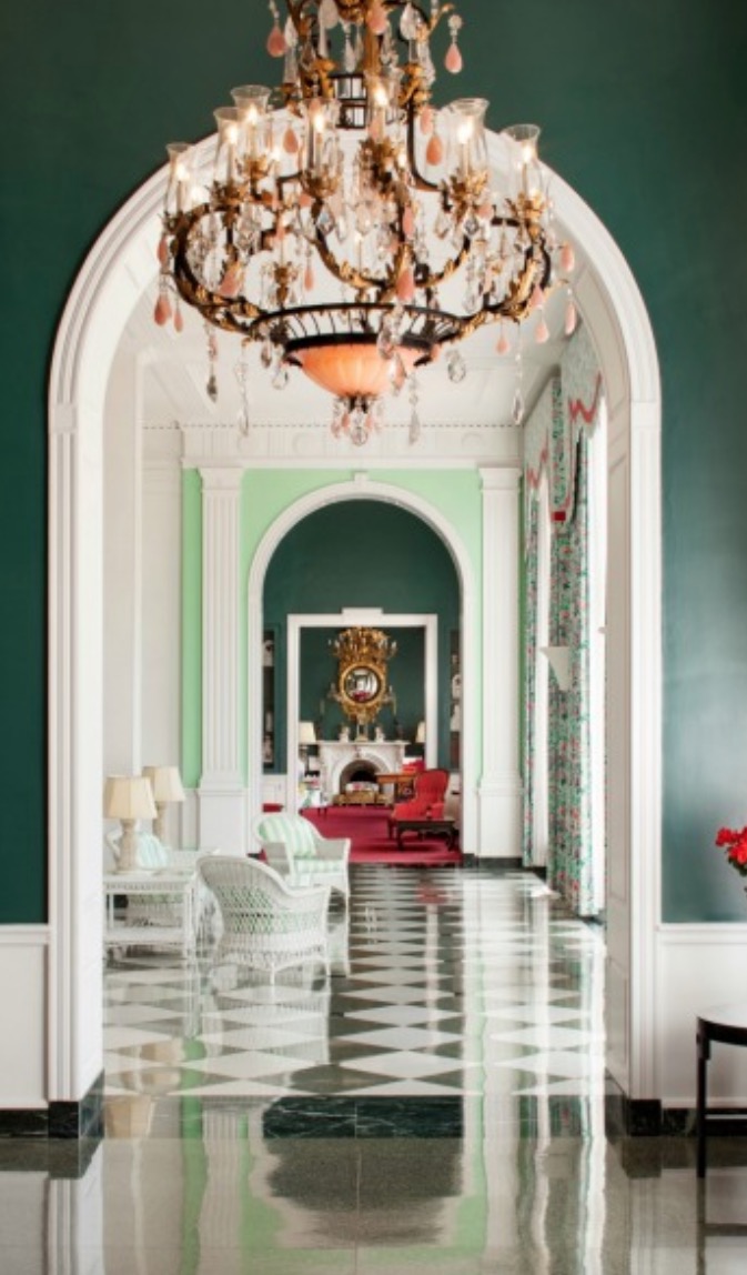 Hollywood Regency Interior Design: Get the Glam Look of the 1930s