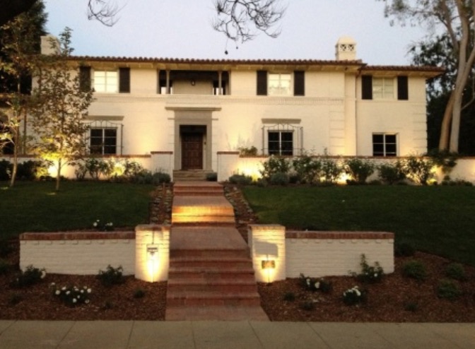 In West Hollywood, a 1930s Regency Home Goes Off Script  Hollywood regency  living room, Hollywood regency decor, Hollywood homes